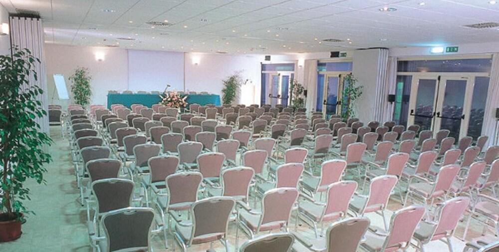 Hotel Datini Prato  Extérieur photo