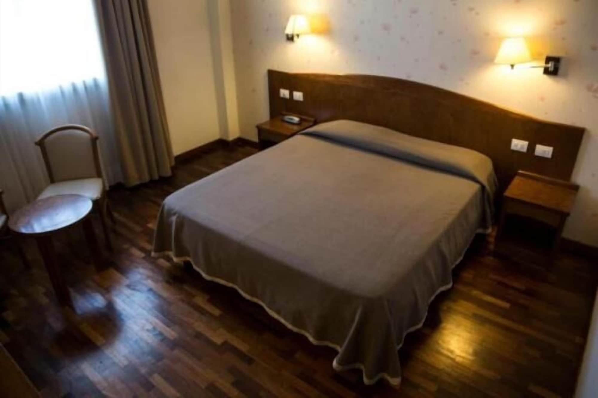 Hotel Datini Prato  Extérieur photo