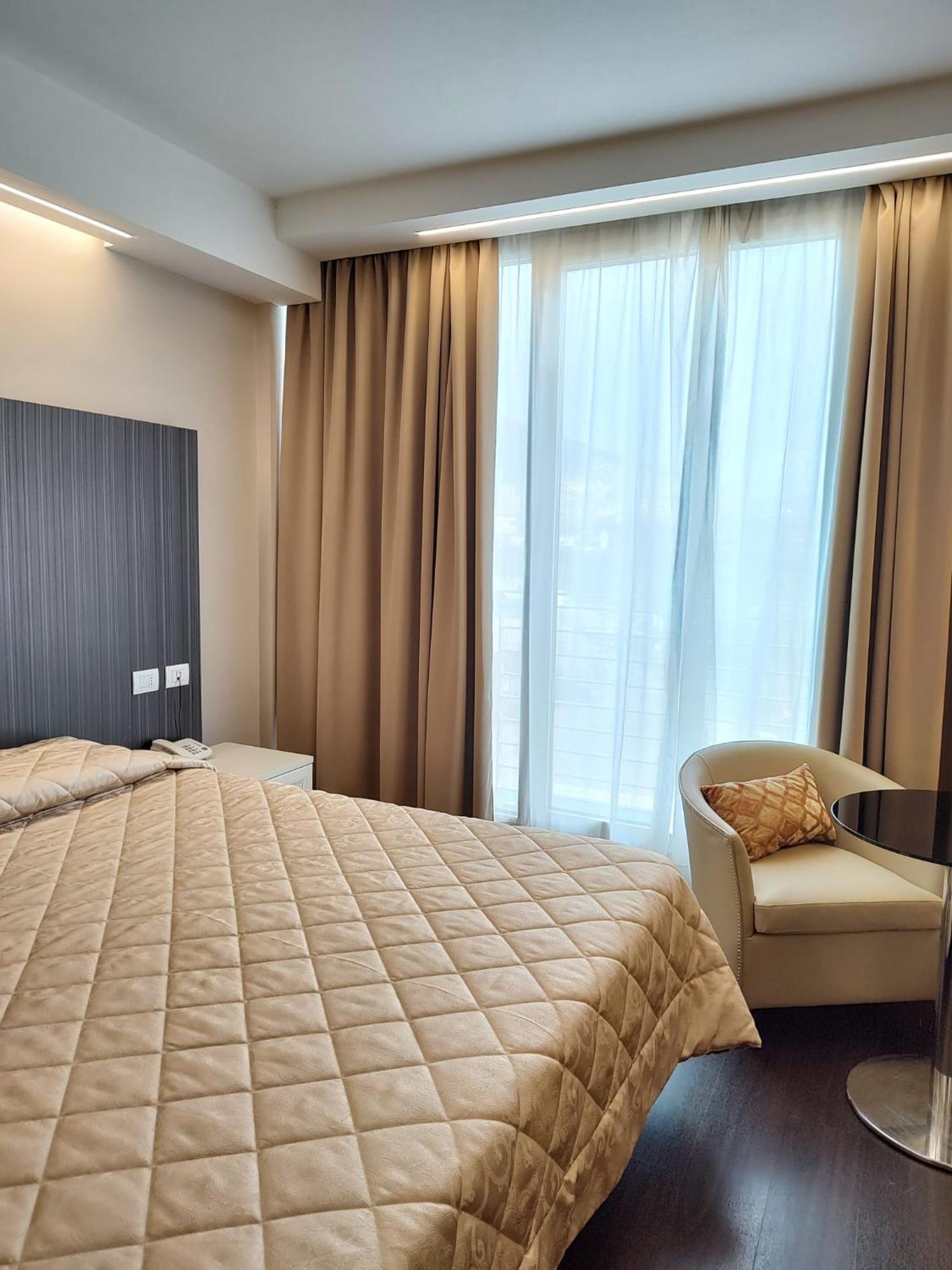Hotel Datini Prato  Extérieur photo